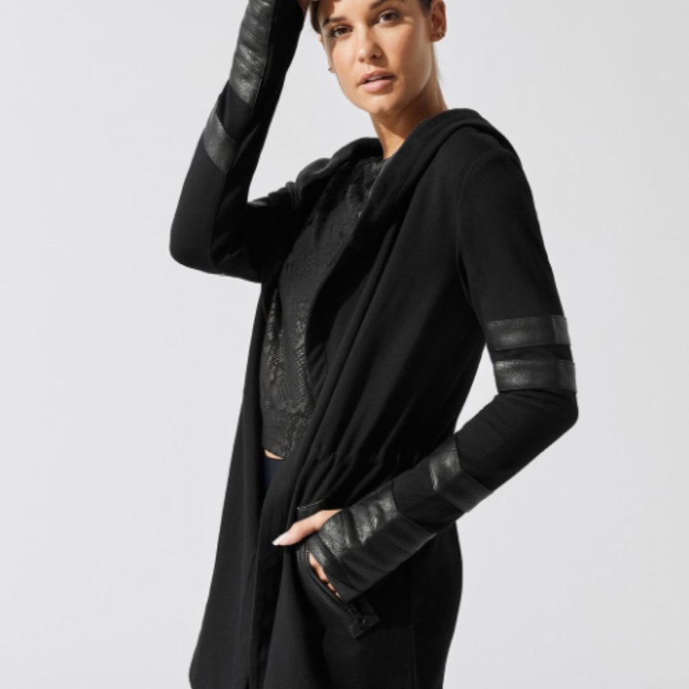 Carbon38 Maitri Traveler Jacket